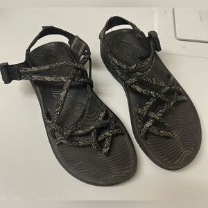 Chaco Women’s ZVOLV ZX2 Black and White Speckle Strappy Sandal Outdoors SZ 7